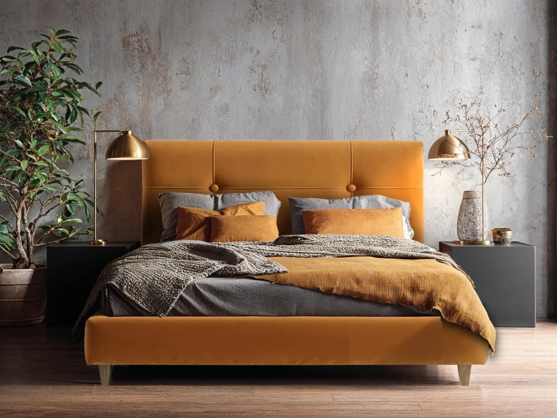 Łóżko tapicerowane 140x200 RAVON ze stelażem na drewnianych nogach pomarańczowy welur 