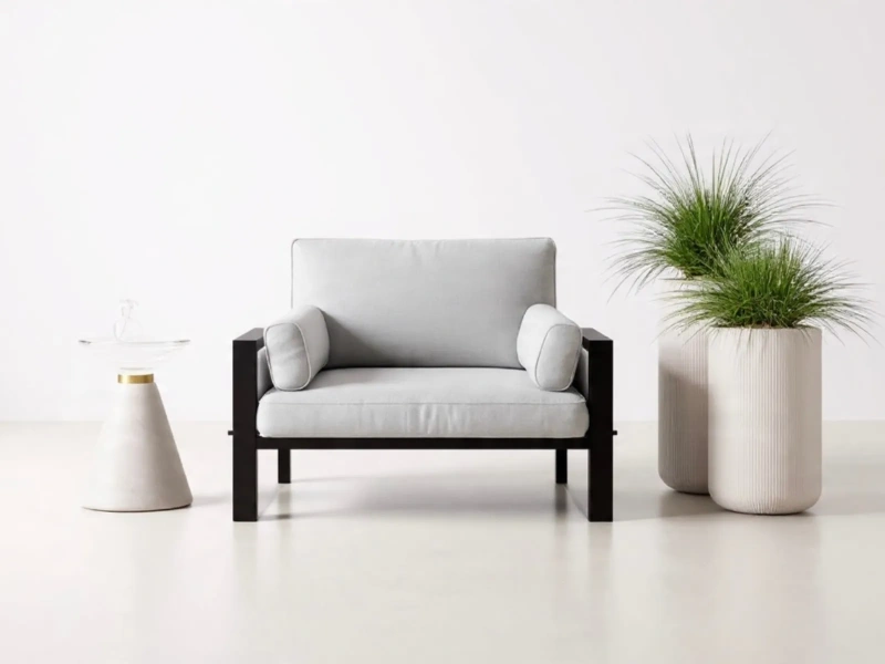 Fotel ogrodowy VERDEO nowoczesny fotel na taras i balkon metalowa czarna konstrukcja z jasnoszarymi poduchami